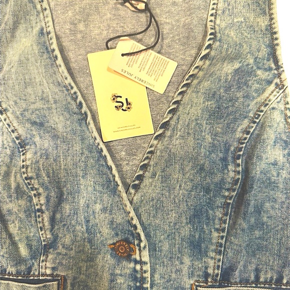 SINCERELY JULES Blue Denim Jean Vest Crop Too Rose Gold Buttons NWT XL - Picture 9 of 11